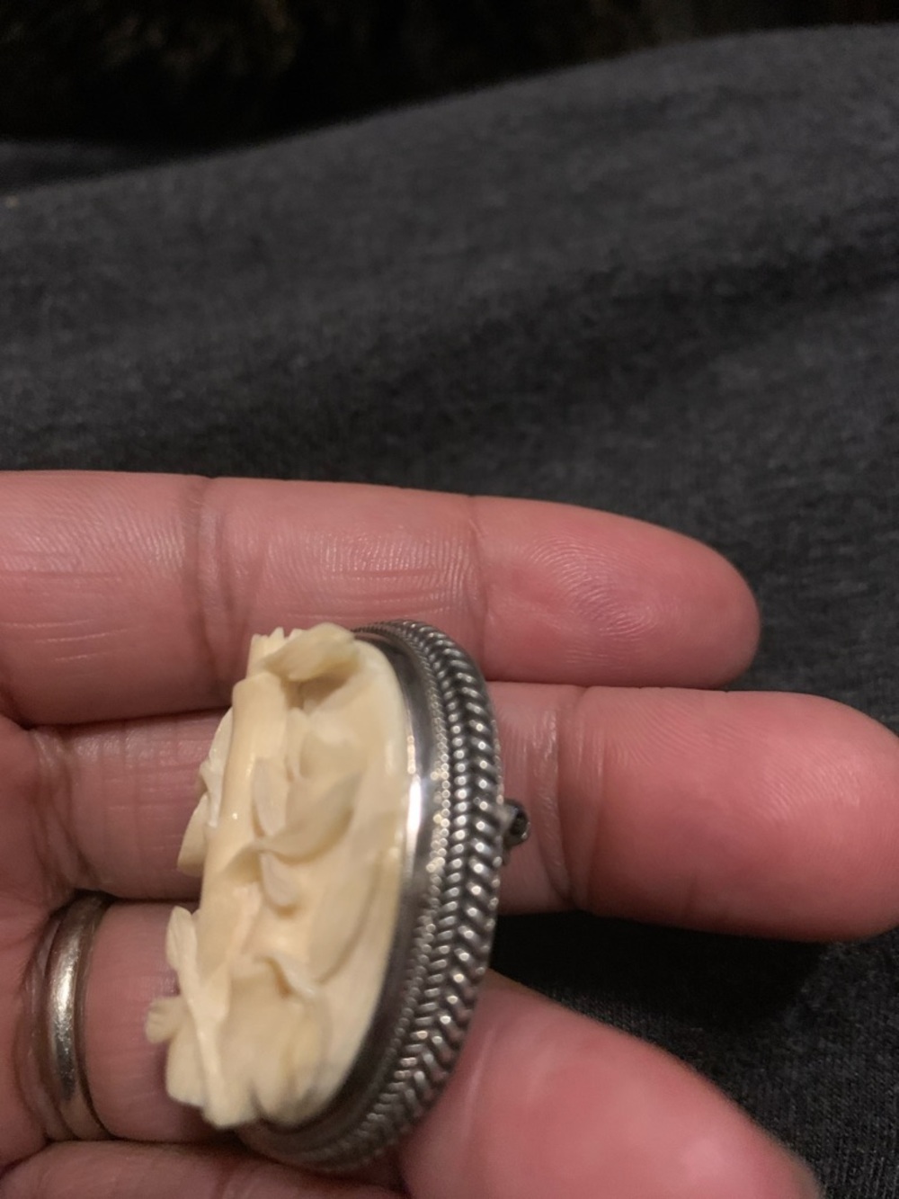 Vintage 925 Ivory Floral Cameo Pendant/Brooch - Picture 5 of 6